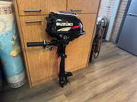Suzuki kortstaart buitenboordmotor - afbeelding 4 van  4
