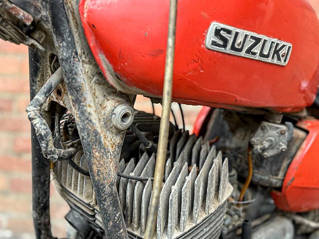 Suzuki motor - afbeelding 5 van  6