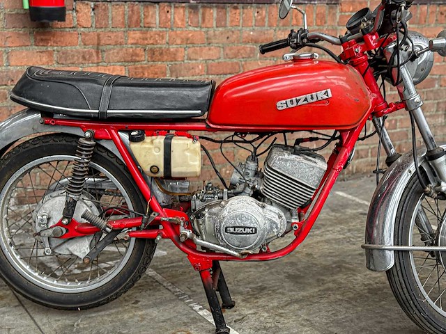 Suzuki motor - afbeelding 23 van  43