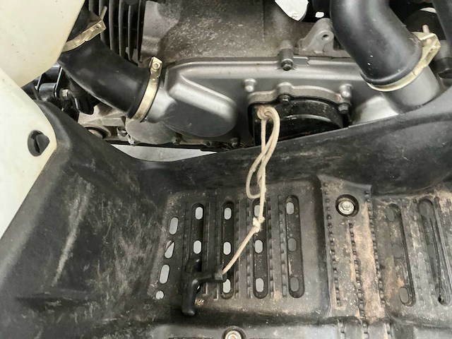 Suzuki quad - afbeelding 7 van  15