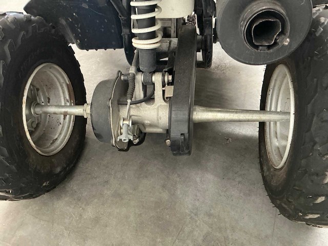 Suzuki quad - afbeelding 14 van  15