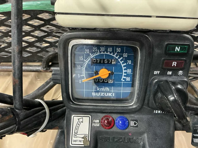 Suzuki quad - afbeelding 5 van  16