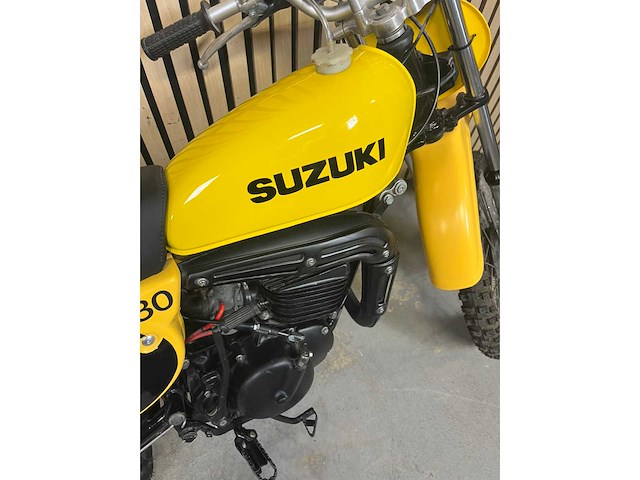 Suzuki rm80 1978 - afbeelding 22 van  32