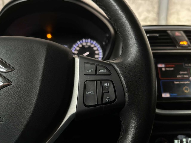 Suzuki s-cross 1.4 b.jet exclusive 138pk 2018, tk-881-b - afbeelding 13 van  39