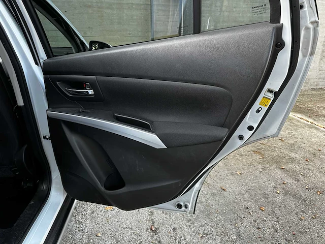 Suzuki s-cross 1.4 b.jet select sh 129pk 2021, z-294-lr - afbeelding 20 van  28