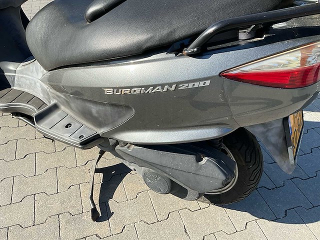 Suzuki scooter an 200 burgman motorfiets - afbeelding 2 van  14