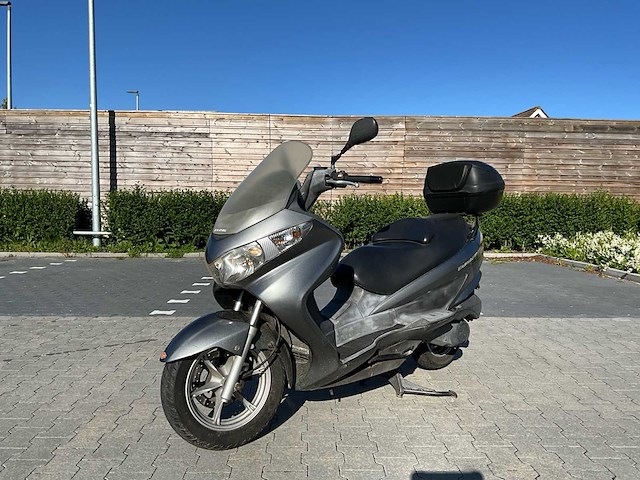 Suzuki scooter an 200 burgman motorfiets - afbeelding 1 van  14