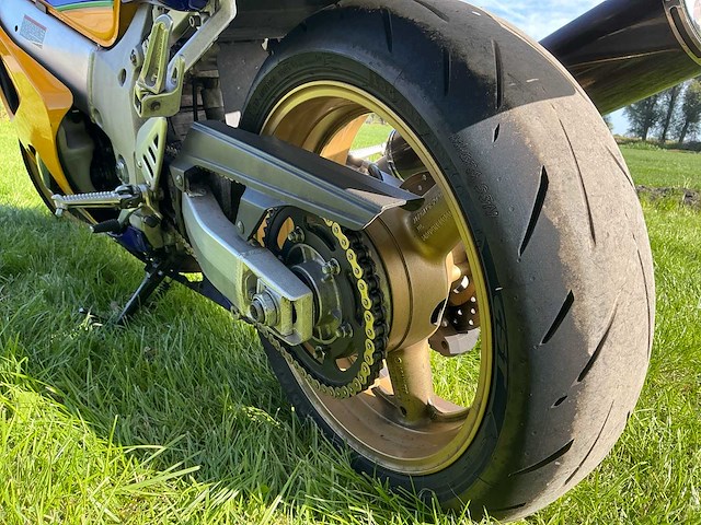 Suzuki sport gsx r 600 motorfiets - afbeelding 3 van  20