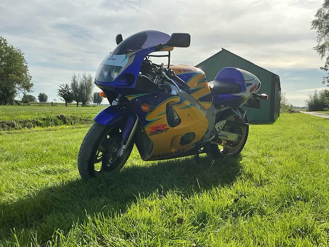 Suzuki sport gsx r 600 motorfiets - afbeelding 1 van  20