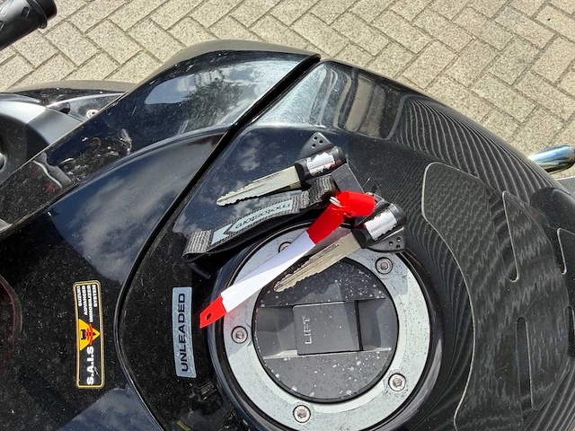 Suzuki sport gsx r 600 motorfiets - afbeelding 37 van  44