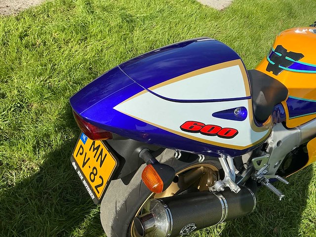 Suzuki sport gsx r 600 motorfiets - afbeelding 14 van  19
