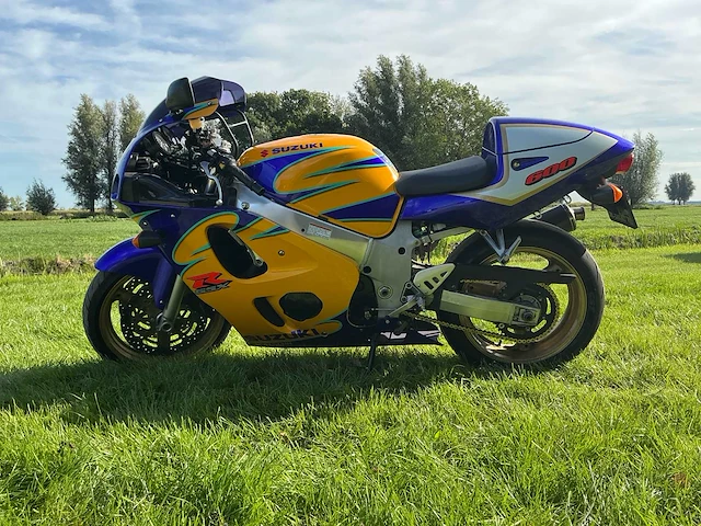 Suzuki sport gsx r 600 motorfiets - afbeelding 19 van  20