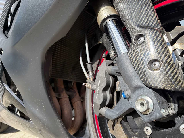 Suzuki sport gsx r 600 motorfiets - afbeelding 16 van  44