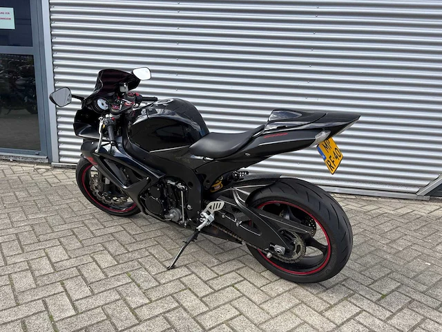 Suzuki sport gsx r 600 motorfiets - afbeelding 32 van  44