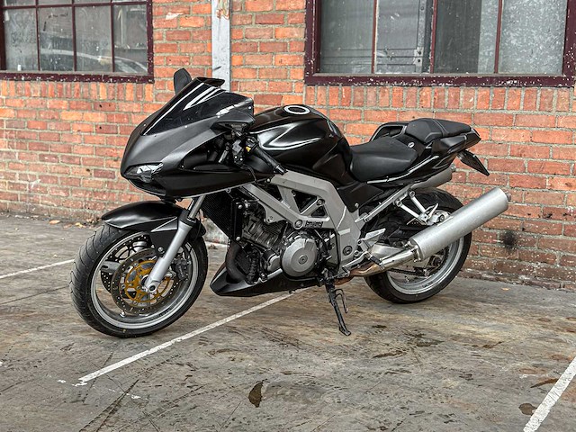 Suzuki sv 1000 s super sport 996cc 2004 motorfiets, ml-tx-60 - afbeelding 17 van  21