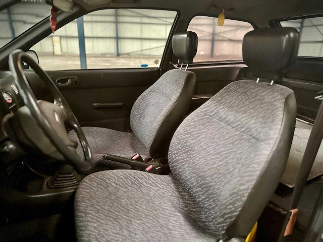 Suzuki swift 1.0 gc, vx-29-fs - afbeelding 7 van  12