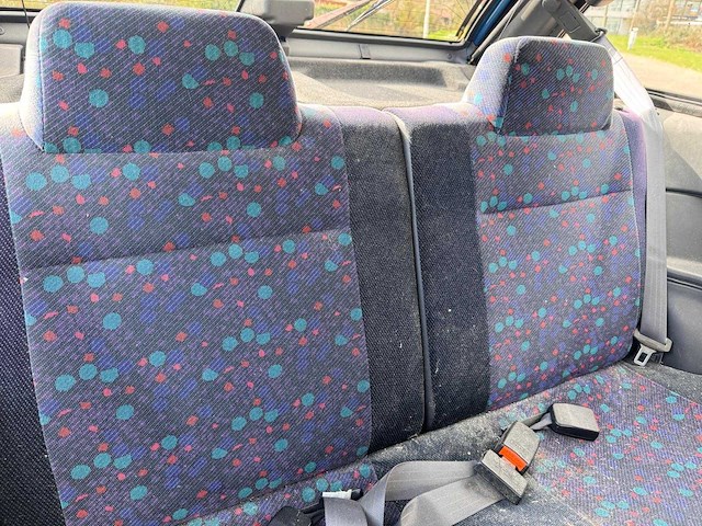 Suzuki swift 1.0 gls, 81-fg-vf - afbeelding 2 van  12