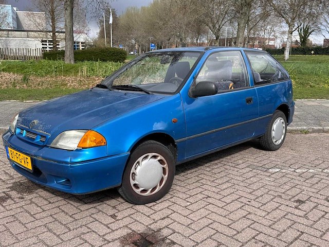 Suzuki swift 1.0 gls, 81-fg-vf - afbeelding 1 van  12