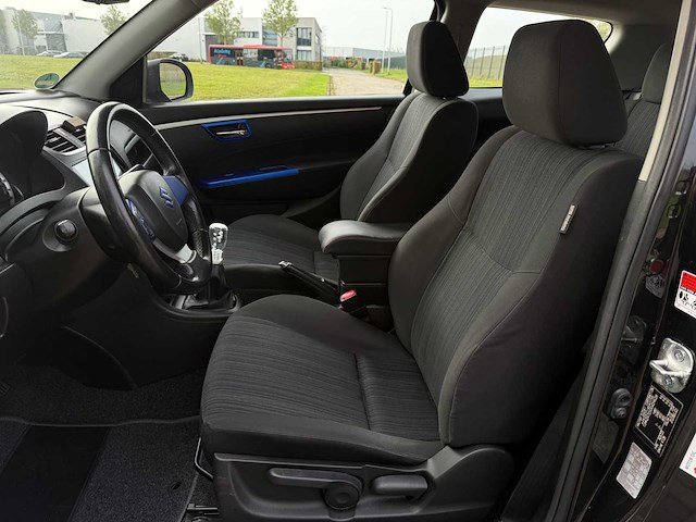 Suzuki swift 1.2 exclusive easss , sp-179-b - afbeelding 14 van  18