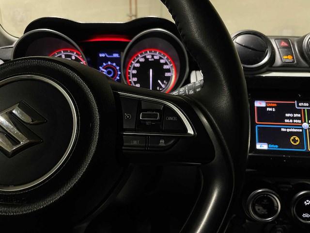 Suzuki swift 1.2 stijl smart hybrid 90pk 2020, h-005-rr - afbeelding 16 van  40