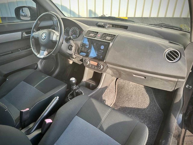 Suzuki swift 1.3 bandit, 33-gxh-2 - afbeelding 11 van  14