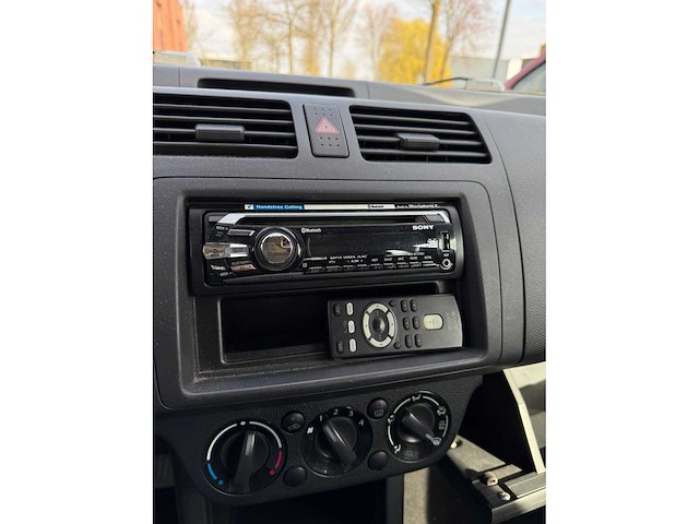 Suzuki swift 1.3 base, 72-njn-2 - afbeelding 3 van  17