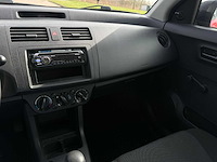 Suzuki swift 1.3 base, 72-njn-2 - afbeelding 16 van  17