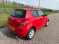 Suzuki swift 1.3 base, 72-njn-2 - afbeelding 3 van  6