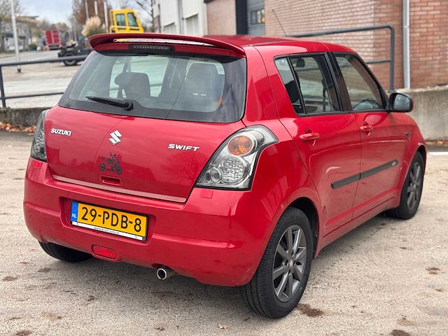 Suzuki swift 1.3 cool, 29-pdb-8 - afbeelding 4 van  11