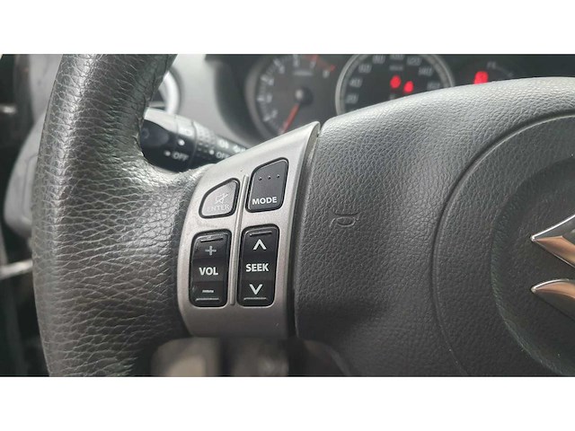 Suzuki swift 1.3 exclusive, 42-gfz-5 - afbeelding 10 van  11