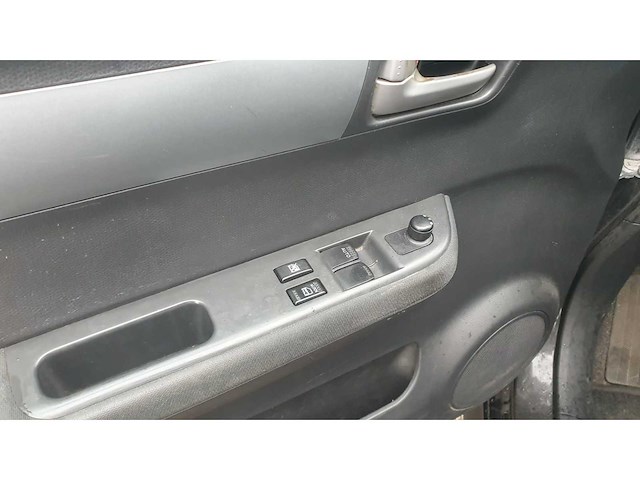 Suzuki swift 1.3 exclusive, 42-gfz-5 - afbeelding 11 van  11