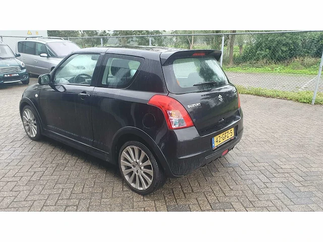 Suzuki swift 1.3 exclusive, 42-gfz-5 - afbeelding 5 van  11