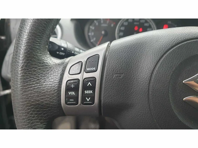 Suzuki swift 1.3 exclusive, 42-gfz-5 - afbeelding 10 van  11