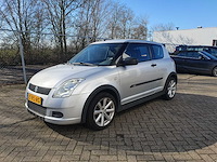 Suzuki swift 1.3 ga, 25-rs-rg - afbeelding 1 van  9