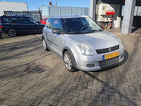Suzuki swift 1.3 ga, 25-rs-rg - afbeelding 4 van  9