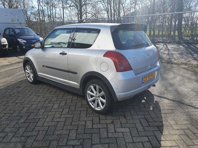 Suzuki swift 1.3 ga, 25-rs-rg - afbeelding 5 van  9