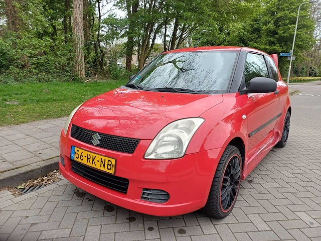 Suzuki swift 1.3 ga, 56-rk-nb - afbeelding 1 van  15