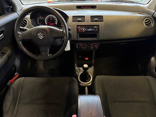 Suzuki swift 1.3 ga , 8-xrx-70 - afbeelding 17 van  17