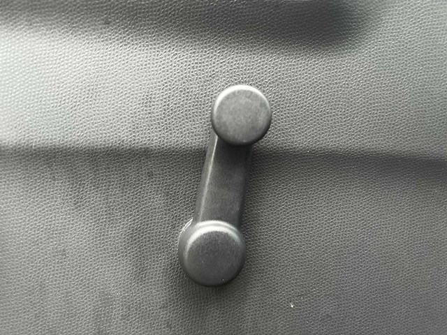 Suzuki swift 1.3 gls | 04-xbr-7 - afbeelding 11 van  13