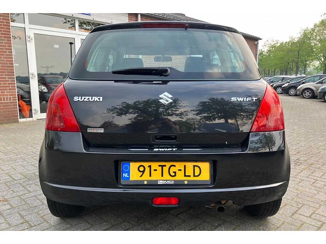 Suzuki swift 1.3 gls 2006 - afbeelding 11 van  14