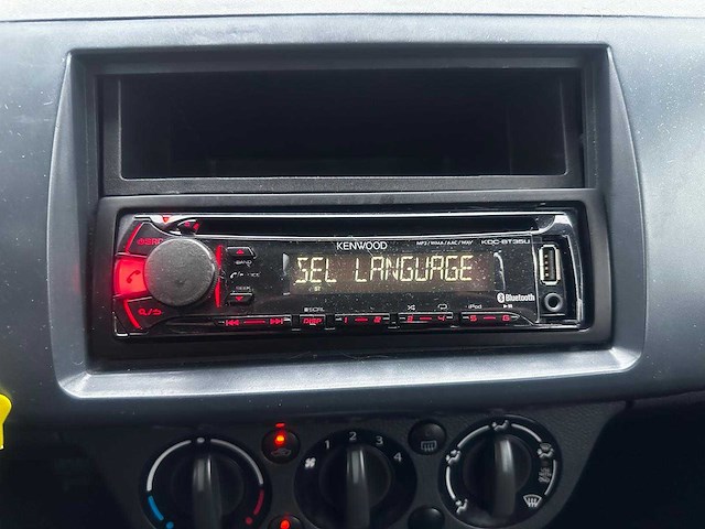 Suzuki swift 1.3 gls, 37-kbd-8 - afbeelding 3 van  19