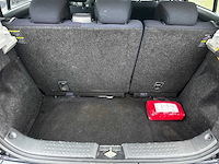 Suzuki swift 1.3 gls, 37-kbd-8 - afbeelding 9 van  19