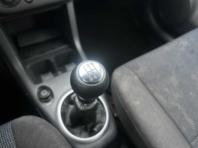 Suzuki swift 1.3 gls, 37-kbd-8 - afbeelding 10 van  19