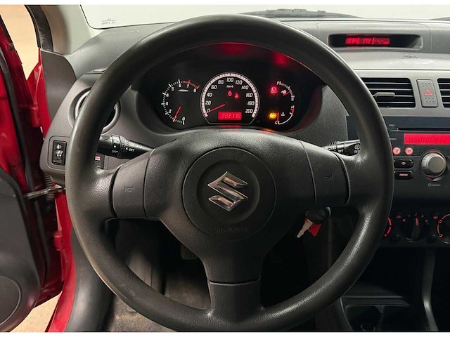 Suzuki swift 1.3 gls | 37-rr-df i - afbeelding 16 van  17