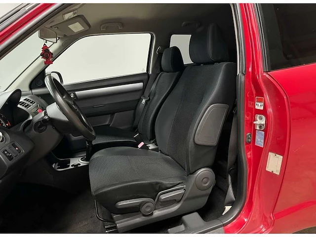 Suzuki swift 1.3 gls | 37-rr-df i - afbeelding 11 van  18