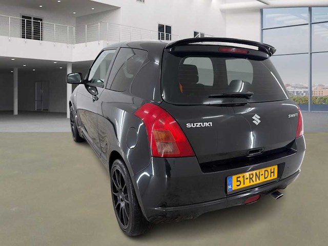 Suzuki swift 1.3 gls, 51-rn-dh - afbeelding 9 van  14