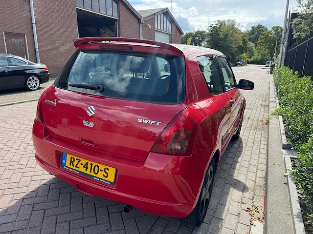 Suzuki swift 1.3 gls rz-410-s - afbeelding 16 van  21
