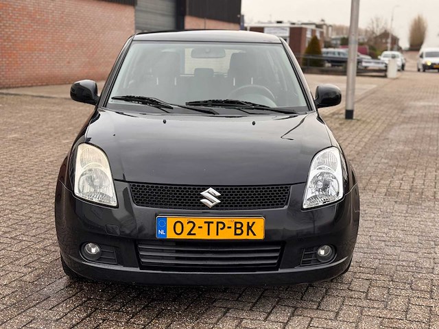 Suzuki swift 1.3 shogun, 02-tp-bk - afbeelding 10 van  14