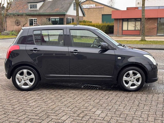 Suzuki swift 1.3 shogun, 02-tp-bk - afbeelding 12 van  14