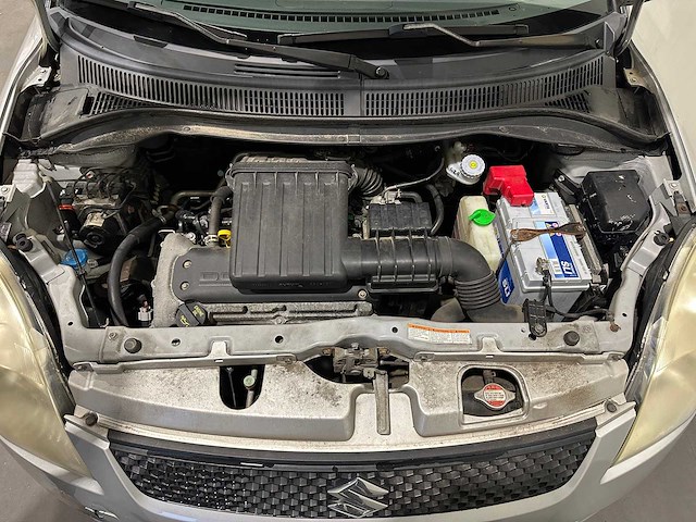 Suzuki swift 1.3 shogun 05-xn-ls - afbeelding 15 van  23